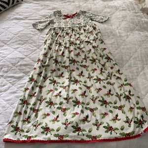Sweethoney NWT size 8 Christmas pjs